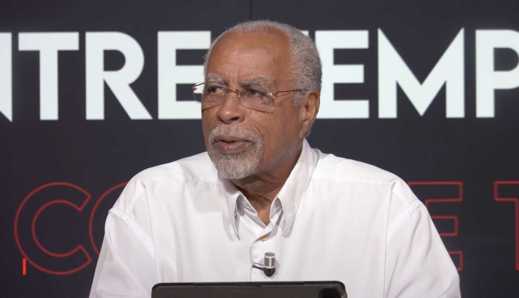 “À Contre-Temps” sur Zitata TV : Le nouveau rendez-vous de l’analyse affûtée en Martinique